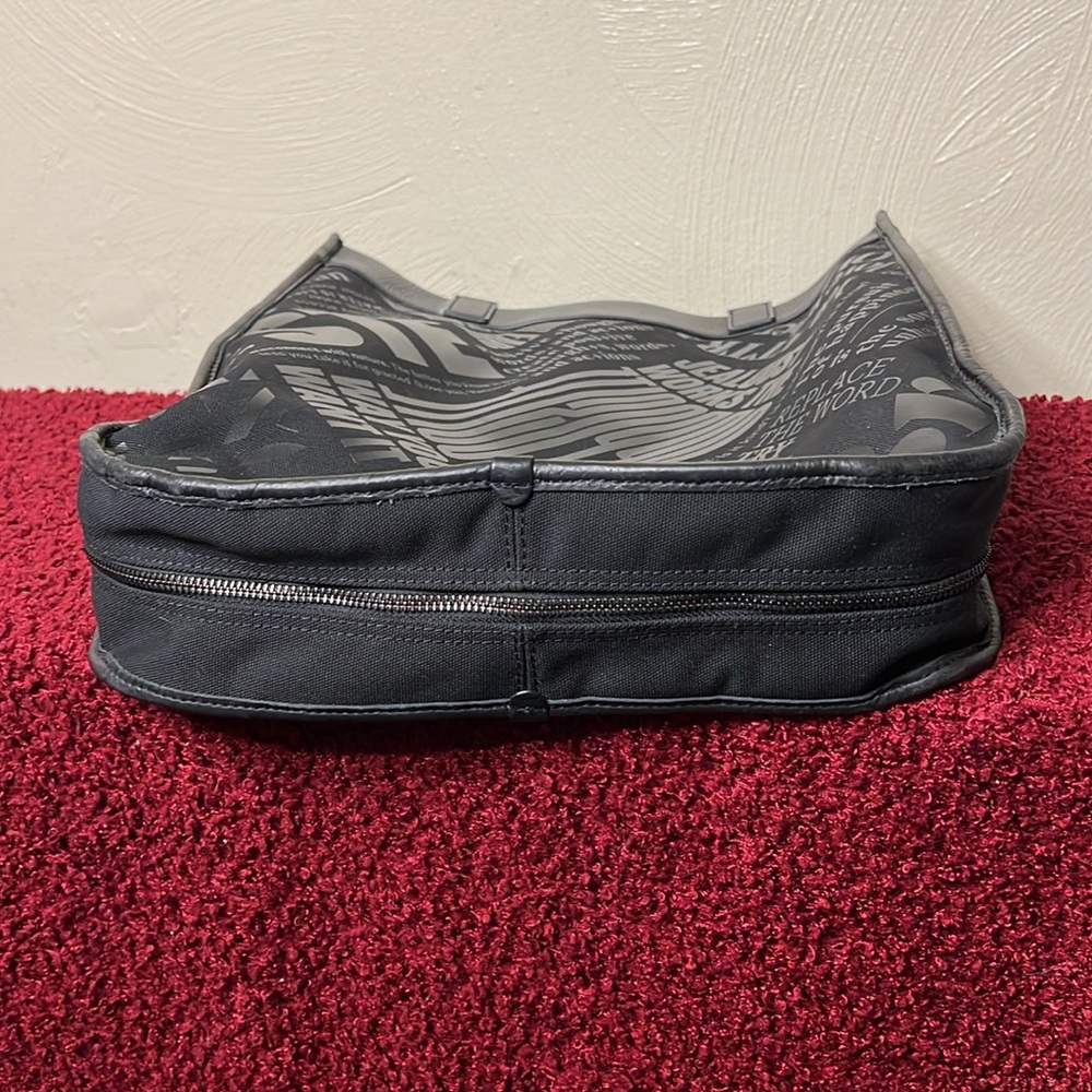 LULULEMON LAPTOP BAG - Picture 6 of 17